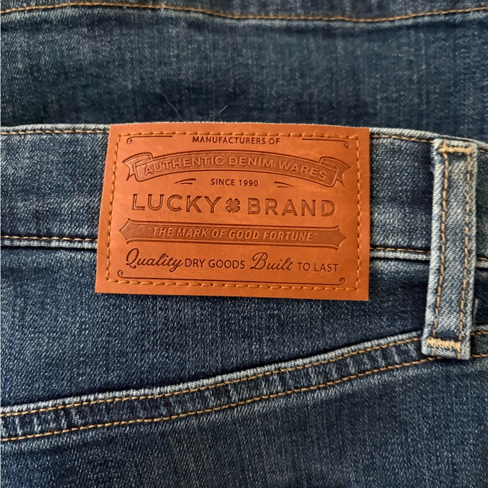 Lucky Brand Blue Jeans Classic Indigo Denim
